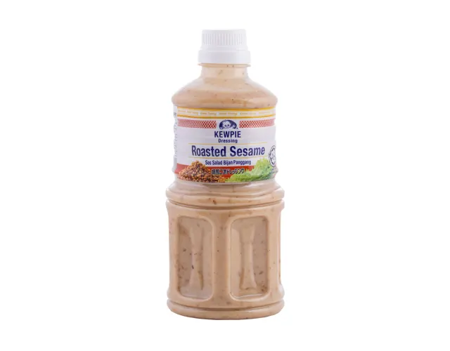 Kewpie Roasted Sesame Dressing, 500g