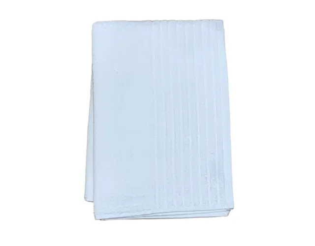 Montex Bamboo Bath Towel White